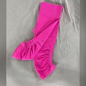 Lululemon short rutched leggings, hot pink